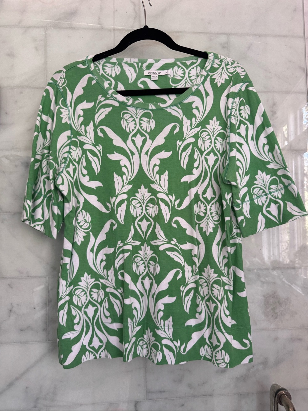 Chico’s 100% Pima Cotton Green White Floral Pullover Top Size 2 L